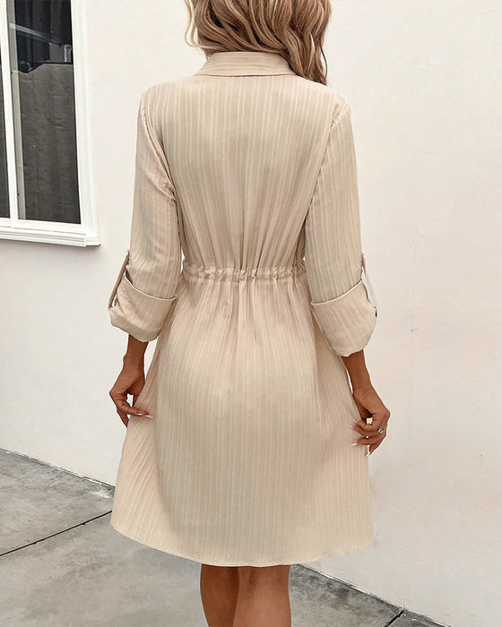 Sukienka koszulowa w jednolitym kolorze