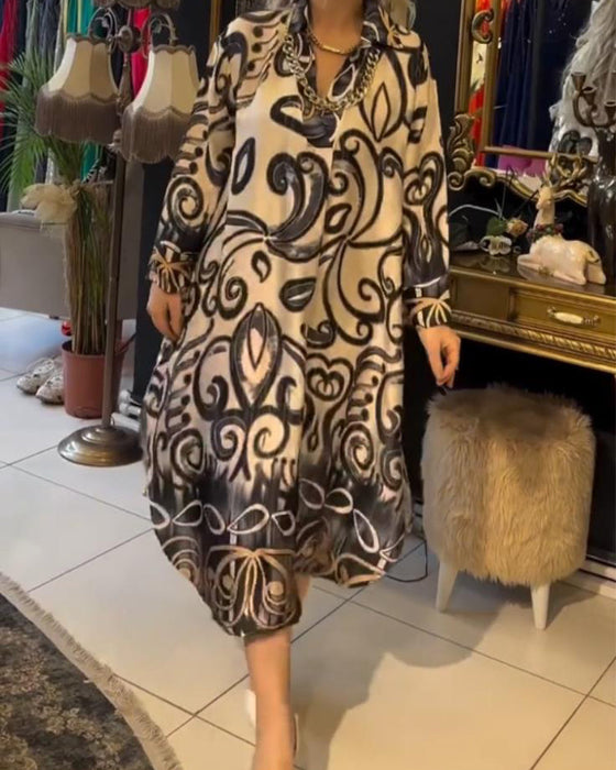 Luźna i elegancka sukienka z nadrukiem