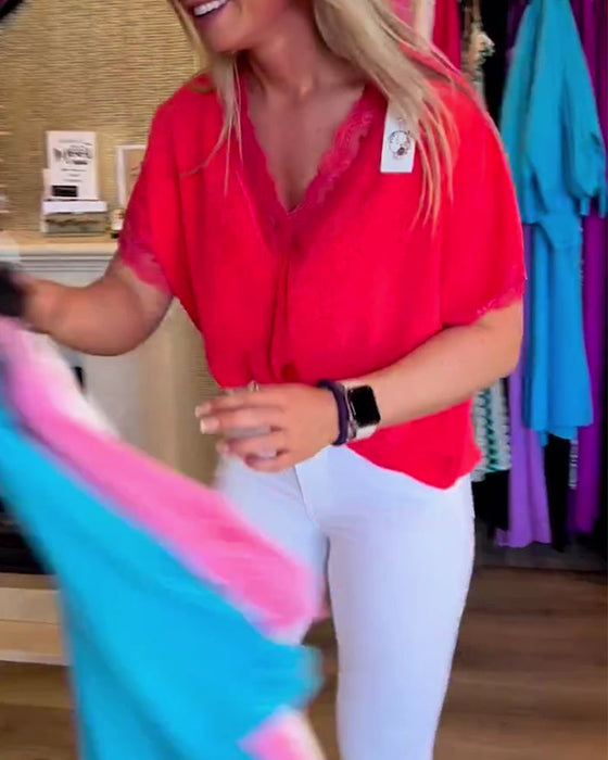 Bluzka w jednolitym kolorze z dekoltem w kształcie litery V