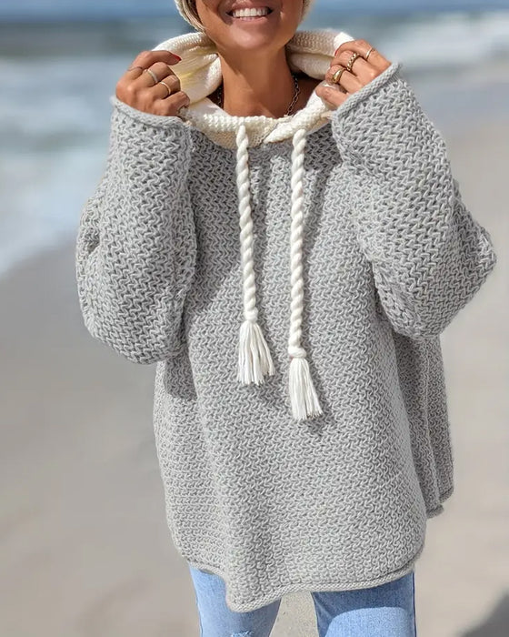 Sweater Z Młodzieżowy, Kaptur I Blok Kolorów Cechami