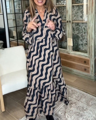 Długa luźna sukienka z nadrukiem