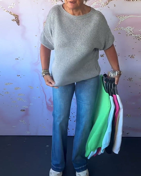 Luźny jednokolorowy swobodny sweter z okrągłym dekoltem