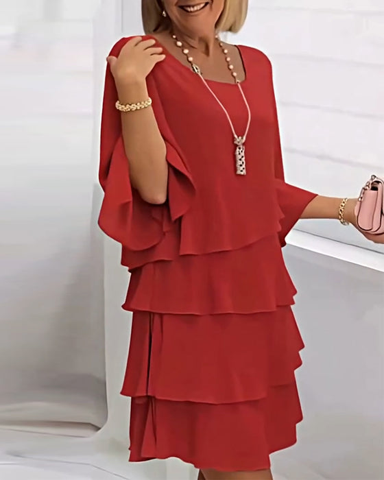 Elegancka Jednokolorowa Sukienka Z Rękawem 3/4