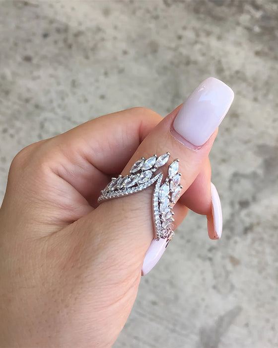 Pierścionek i bransoletka ze skrzydłami anioła