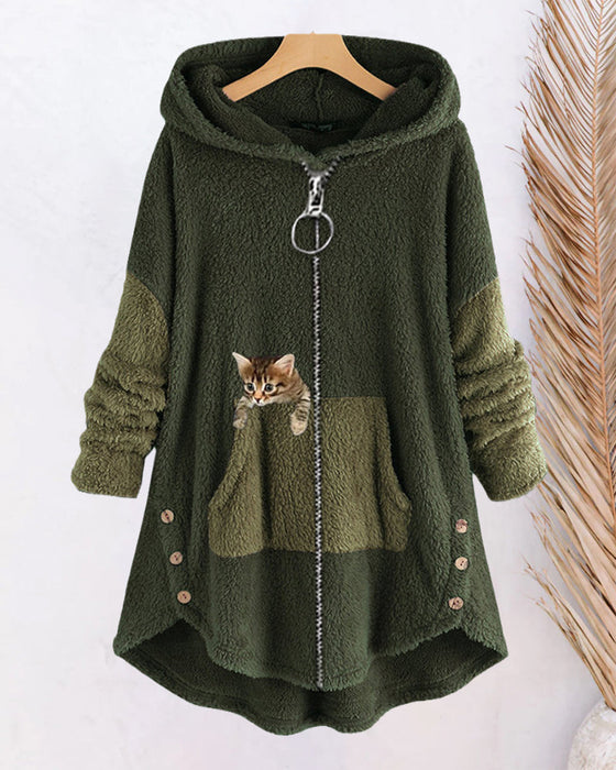 Płaszcz z kapturem i uroczym nadrukiem kota