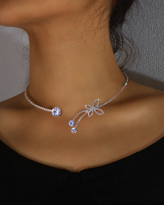 Choker z motyla w jednolitym kolorze