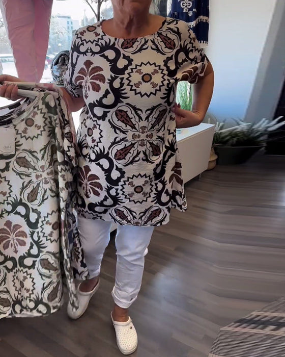 Casualowa bluzka w kwiaty z okrągłym dekoltem