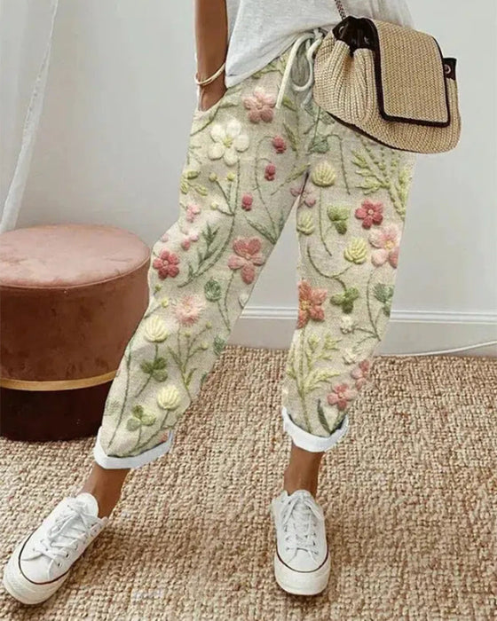 Spodnie z kieszeniami i nadrukiem