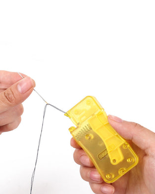 Automatyczny nawlekacz igły