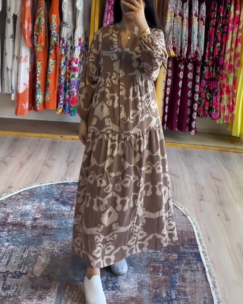 Luźna sukienka zapinana na guziki z nadrukiem