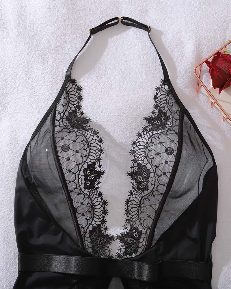 Przezroczysta Bieliżna Jednoczęściowa Z Odkrytymi Plecami I Wycięciami