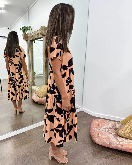 Sukienka z kieszeniami oraz nadrukiem