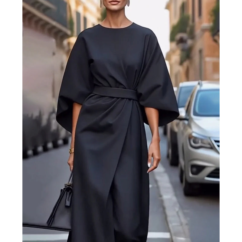 Sukienka Z Eleganckimi Lanternowymi Rękawami I Pasek