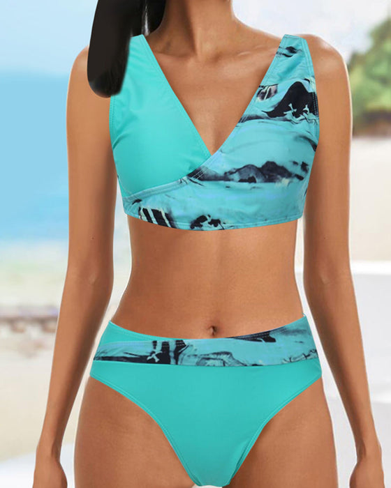 Kolorowe bikini z kopertowym biustonoszem