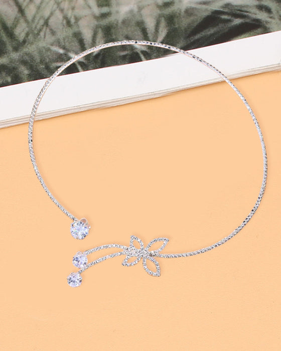 Choker z motyla w jednolitym kolorze