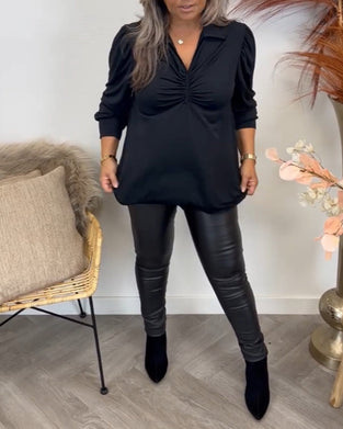 Bluzka z dekoltem w kształcie litery V i zakładkami