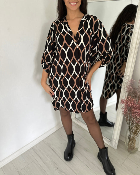 Sukienka w stylu retro w romby