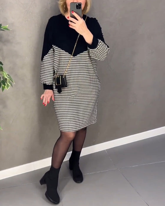 Elegancka sukienka w kratę z blokiem kolorów