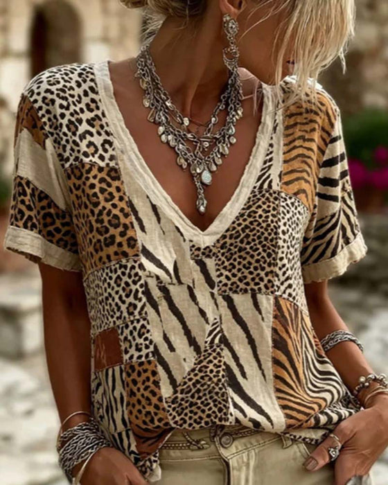 T-Shirt Wzór Zwierzęcy Patchwork Dekolt V Krótki Rękaw