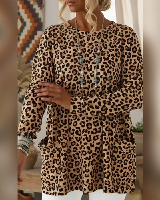 Top Z Leopardzim Printem I Okrągłym Dekoltem