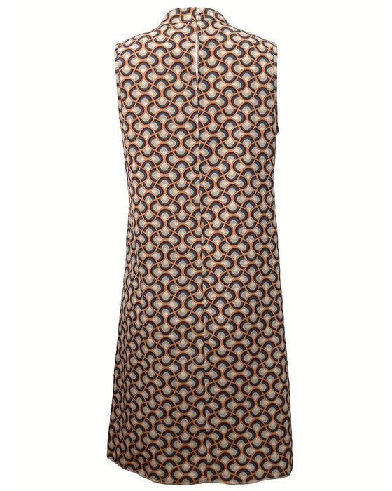 Elegancka sukienka bez rękawów ze stójką