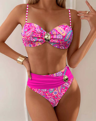 Bikini Fashion Resort Print