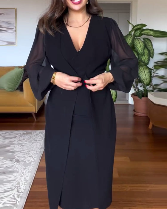 Sukienka z dekoltem w serek i rękawami typu latarnia, dopasowana