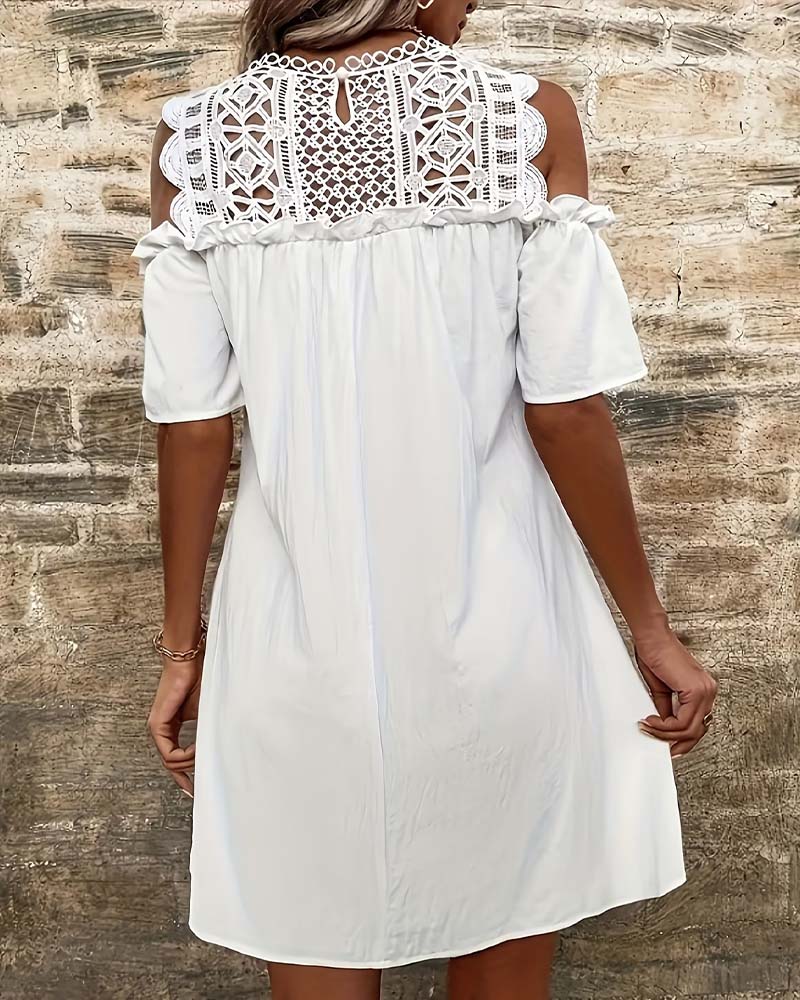 Sukienka Wycięcie Off-Shoulder Krótka