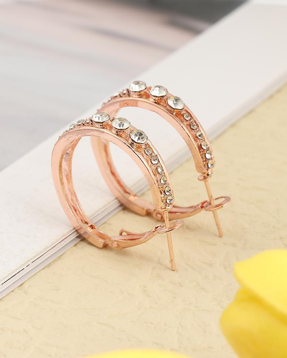 Duże kolczyki koła wysadzane kryształkami