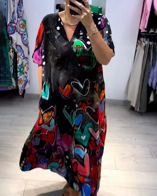 Sukienka love z nadrukiem i dekoltem w kształcie litery V