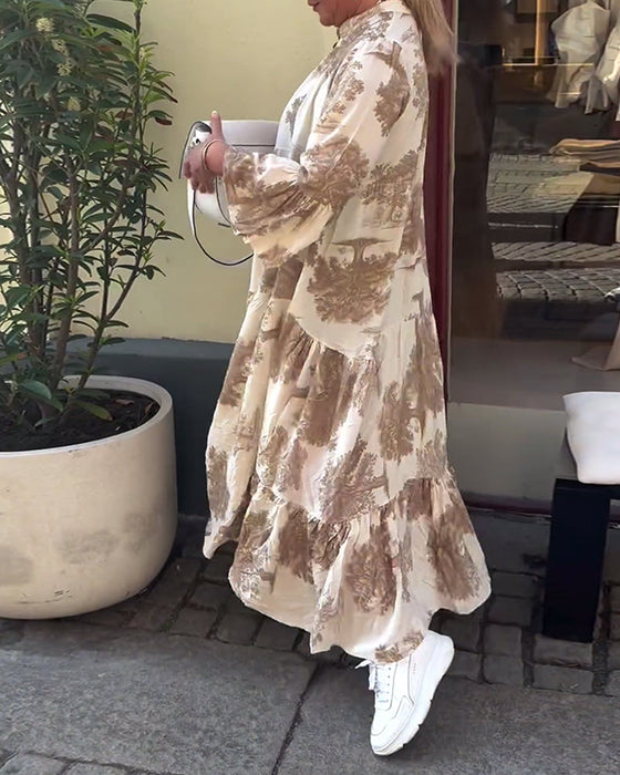 Sukienka z dekoltem w kształcie litery V i rękawami dzwonkowymi