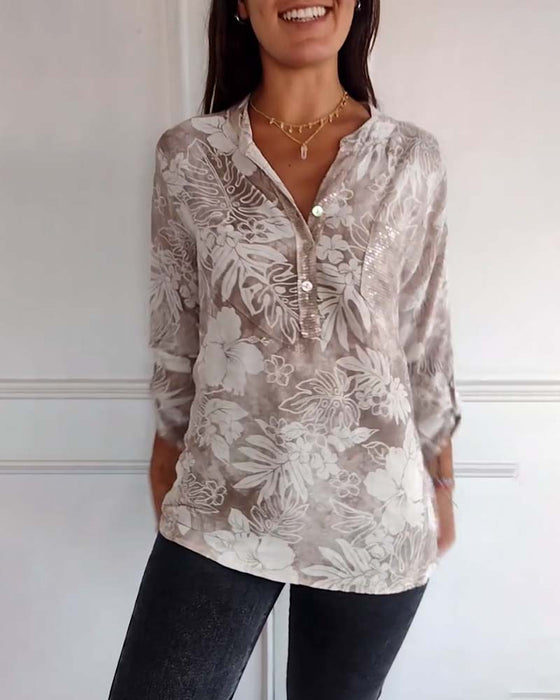 Patchworkowy top z cekinowym nadrukiem w liście