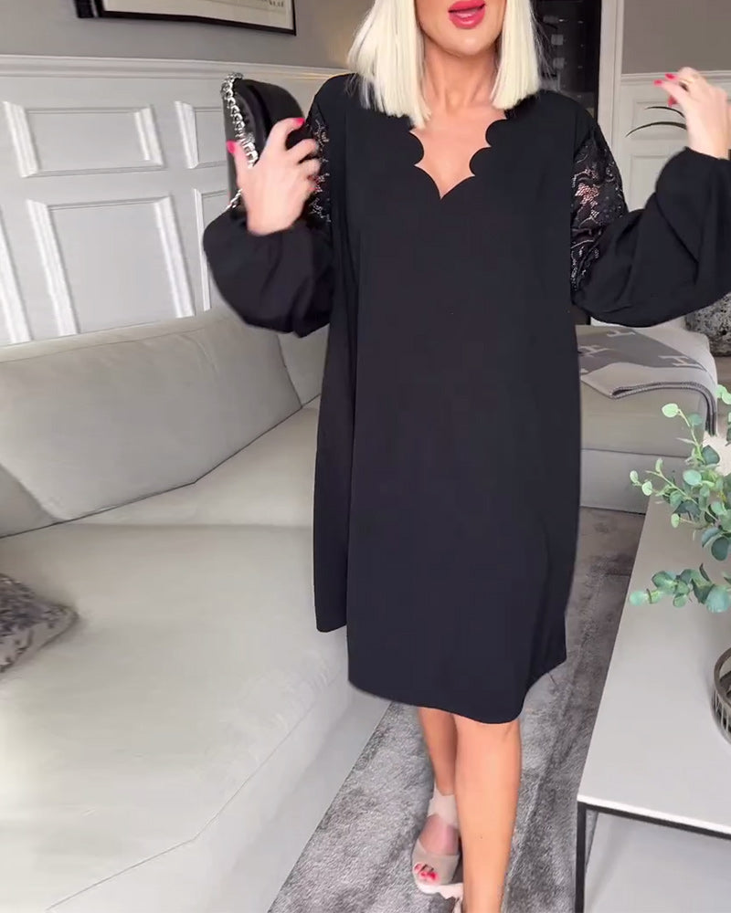 Elegancka sukienka z dekoltem w serek i długim rękawem