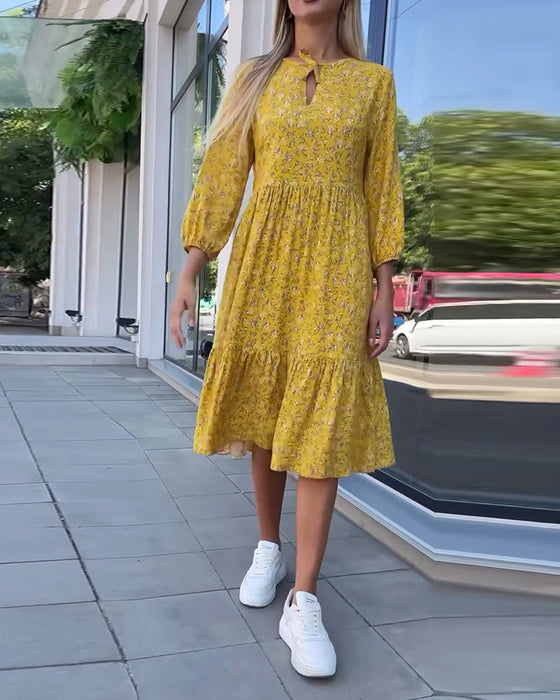 Plisowana sukienka w świeże kwiaty