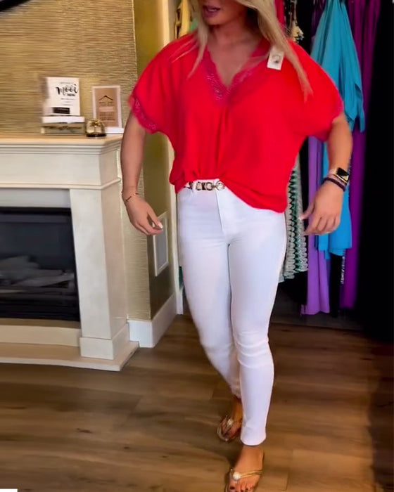 Bluzka w jednolitym kolorze z dekoltem w kształcie litery V