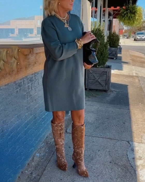 Elegancka sukienka w jednolitym kolorze z okrągłym dekoltem