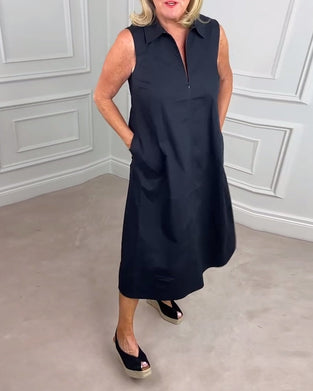 Sukienka bez rękawów w jednolitym kolorze
