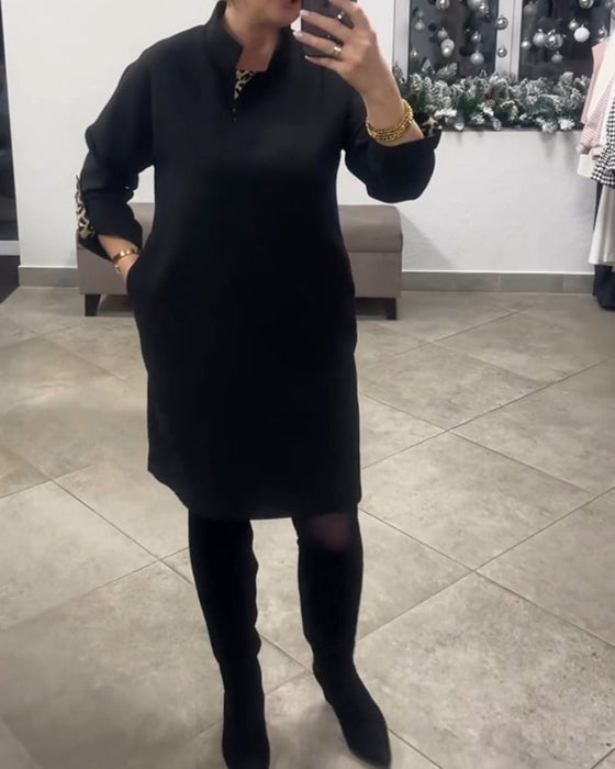 Jednokolorowa sukienka z kołnierzykiem