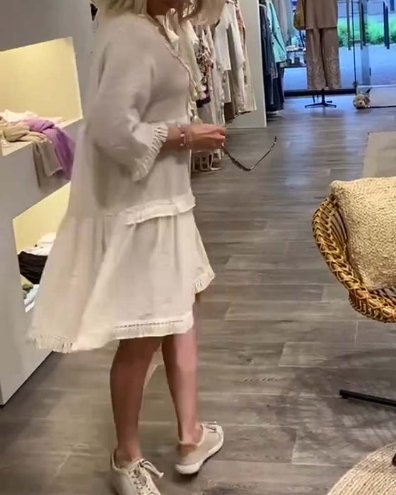 Koronkowa sukienka na co dzień z dekoltem w kształcie litery V i frędzlami