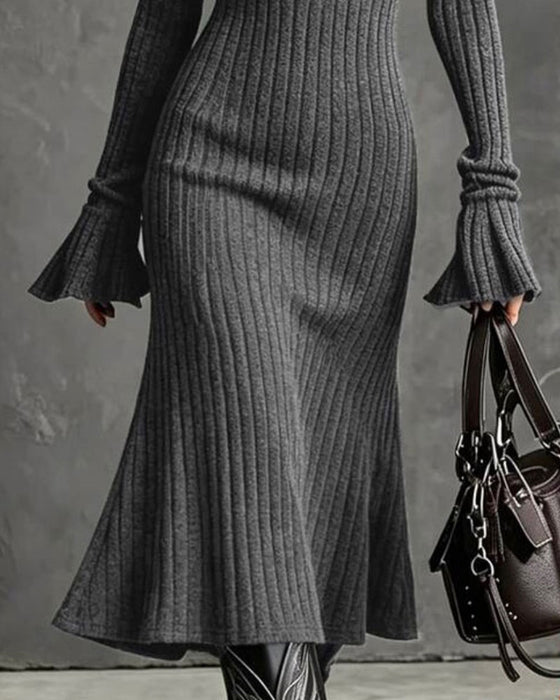 Sukienka Sweter Prążkowana Half-Zip Rybi Ogon