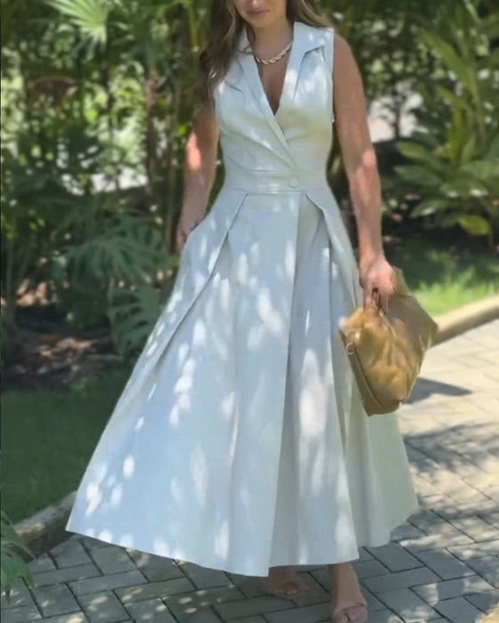 Elegancka sukienka w jednolitym kolorze bez rękawów