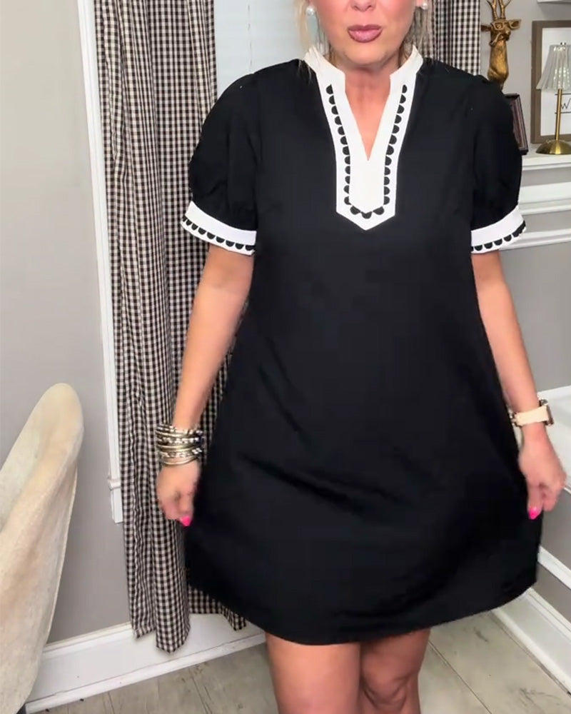 Sukienka Bańka Rękaw Blok Koloru Z Dekoltem W Szyję