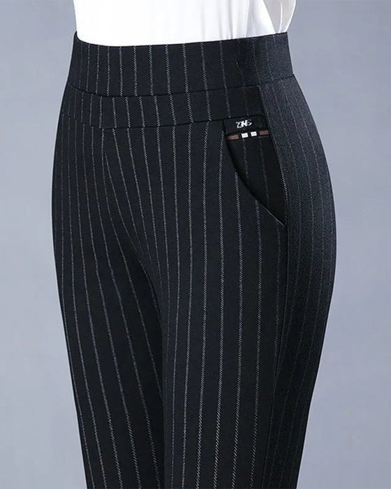 Spodnie z kieszeniami i wysokim stanem