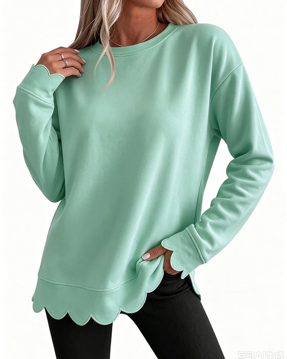 Sweatshirt Scallop Trim Swobodny