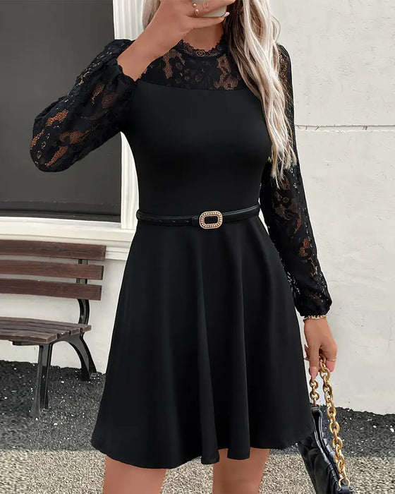 Sukienka elegancka koronkowa w jednolitym kolorze