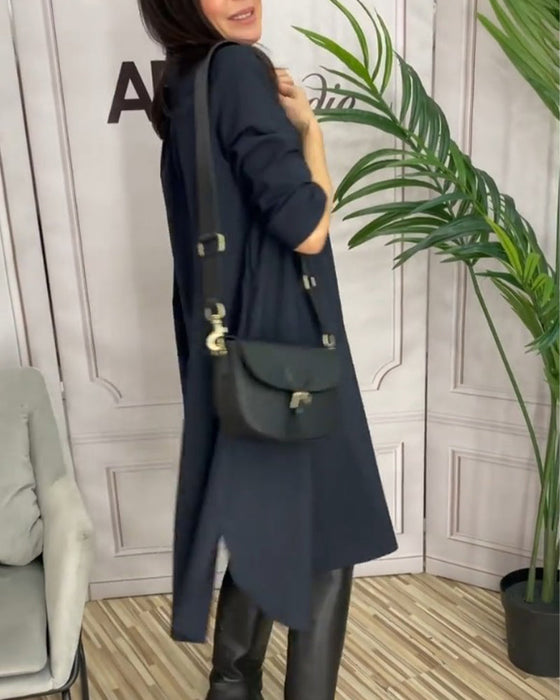 Sukienka z guzikami w jednolitym kolorze