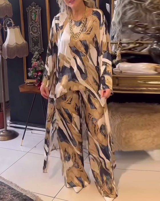 Elegancki dwuczęściowy komplet z nieregularnym nadrukiem