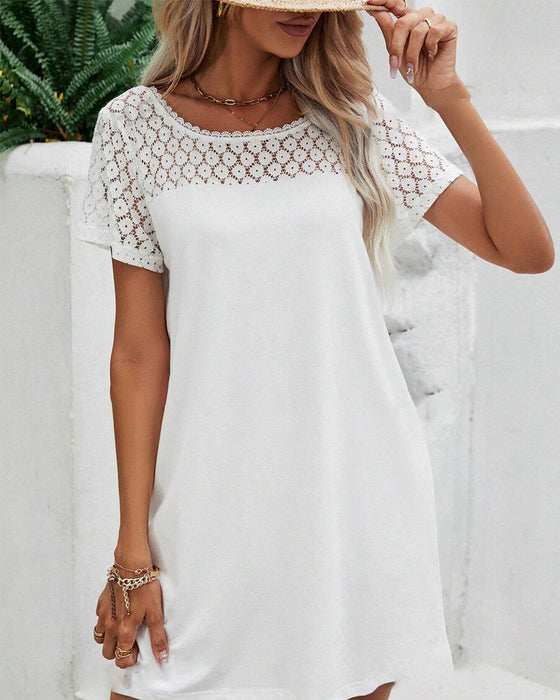 Patchworkowa sukienka z okrągłym dekoltem V