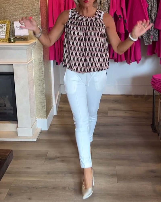 Bluzka bez rękawów z nadrukiem w romby i okrągłym dekoltem
