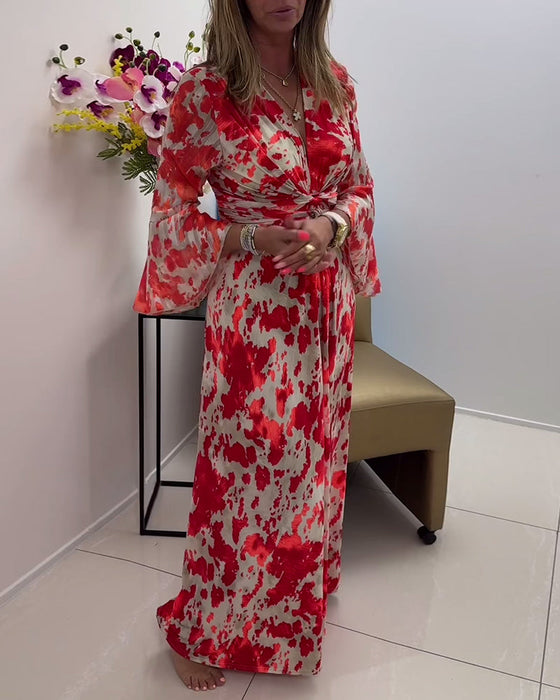 Modna dzianinowa sukienka z głębokim dekoltem w kształcie litery V i nadrukiem